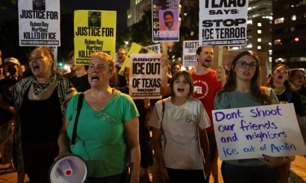 Penembakan Warga Venezuela oleh ICE Picu Protes di Texas